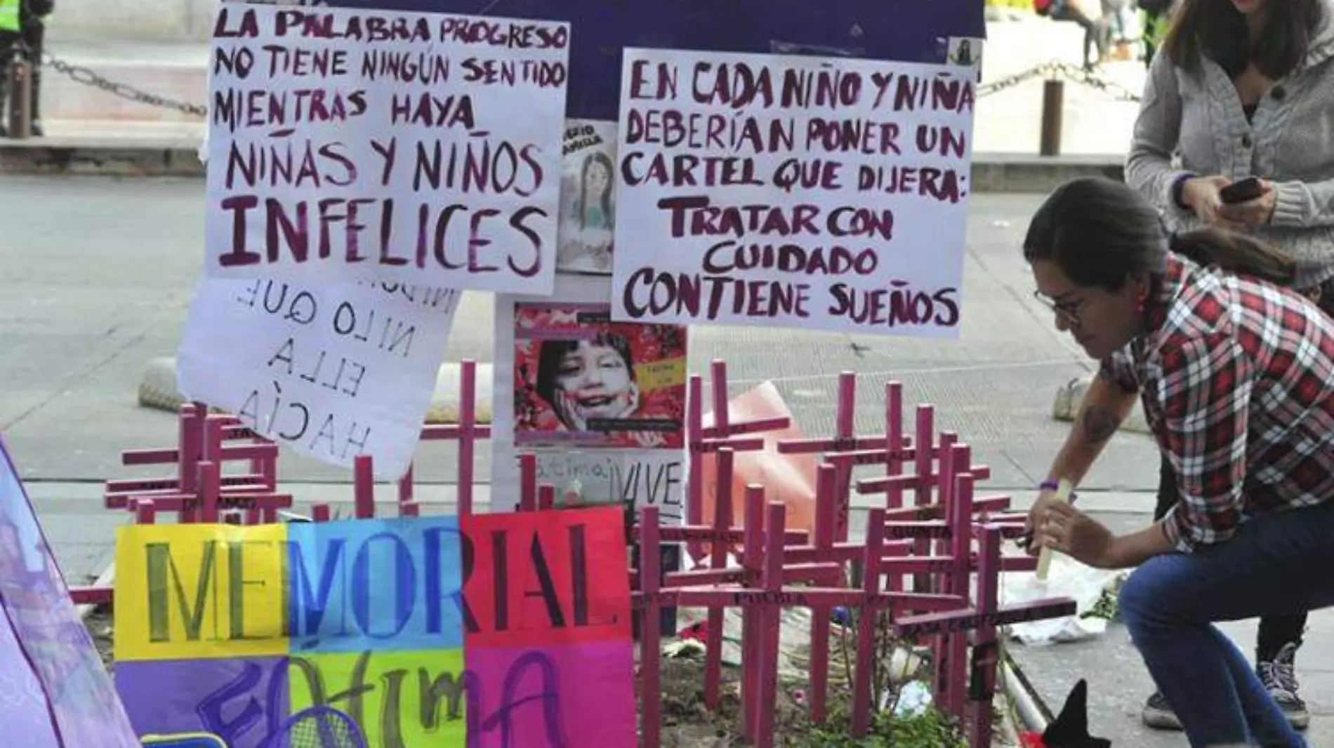 Colocan memorial por Fátima en Antimonumenta de CDMX 